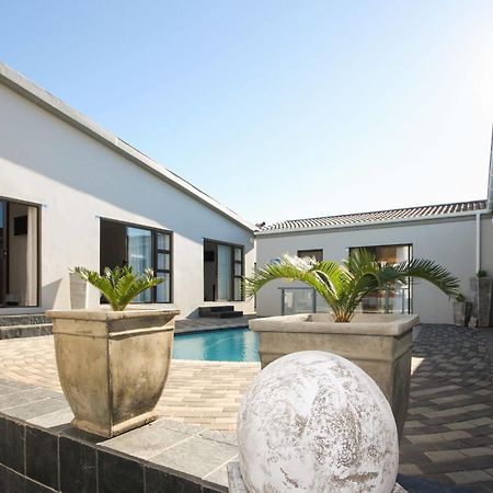 Le Blue Guesthouse Port Elizabeth Exterior foto