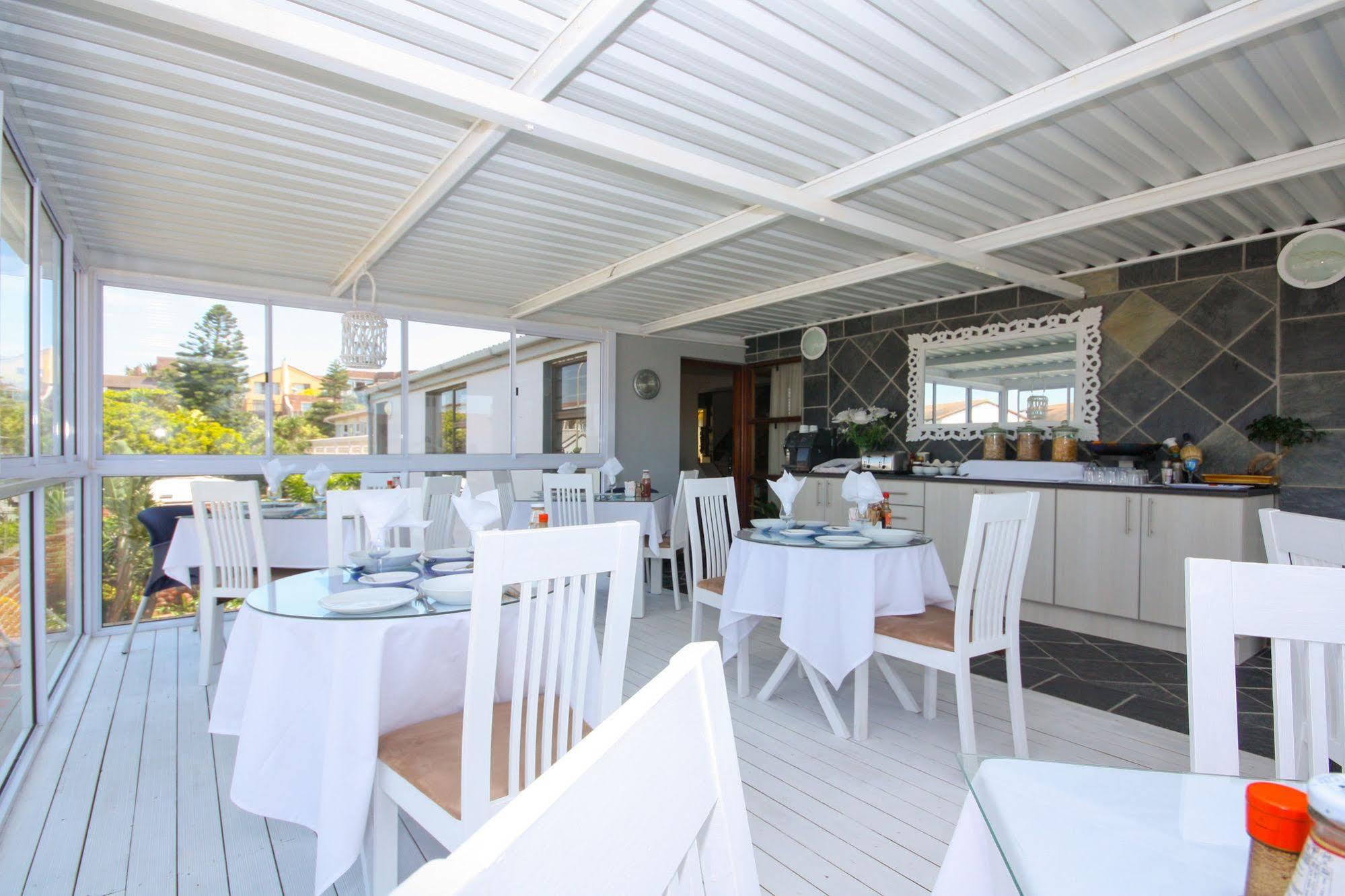 Le Blue Guesthouse Port Elizabeth Exterior foto