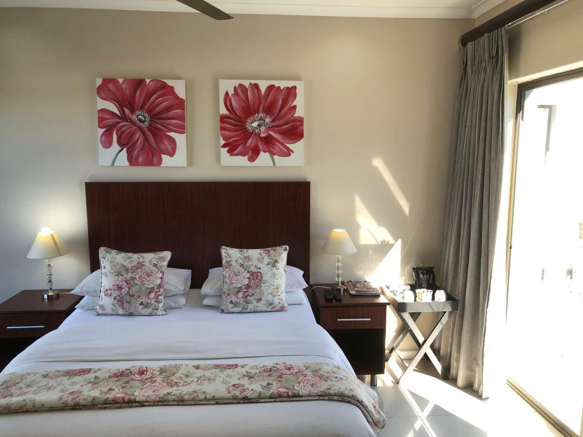 Le Blue Guesthouse Port Elizabeth Exterior foto
